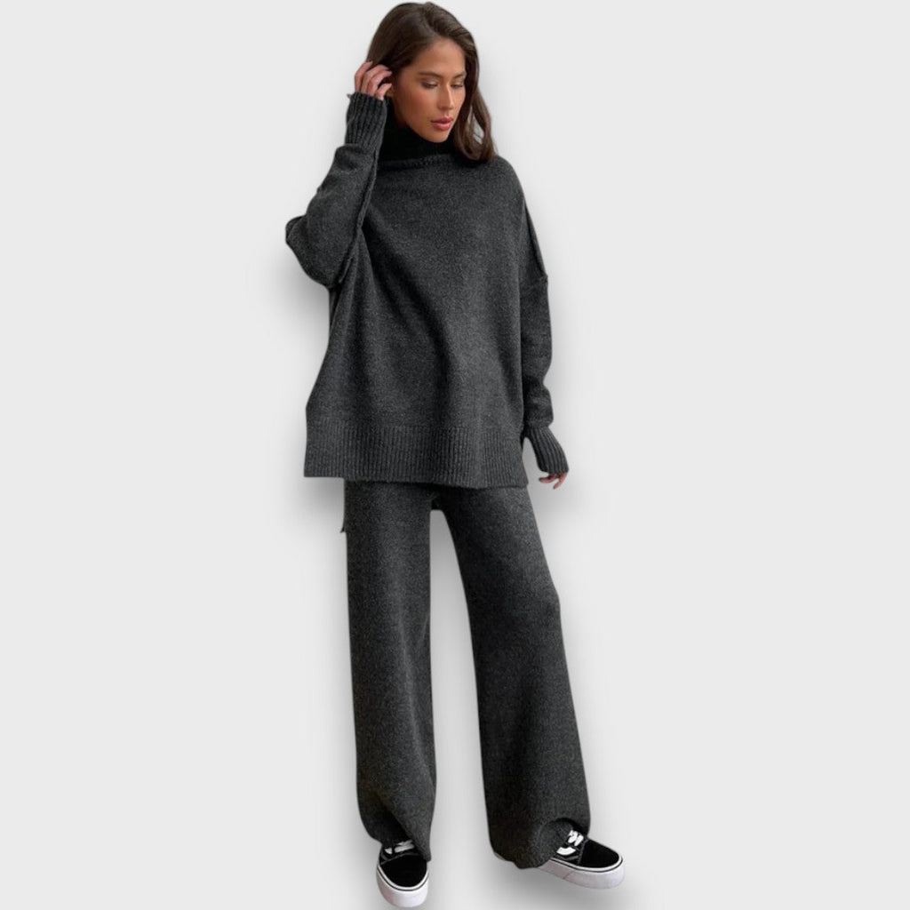 Gevanna | Two-Piece Knitted Set with Roll Neck